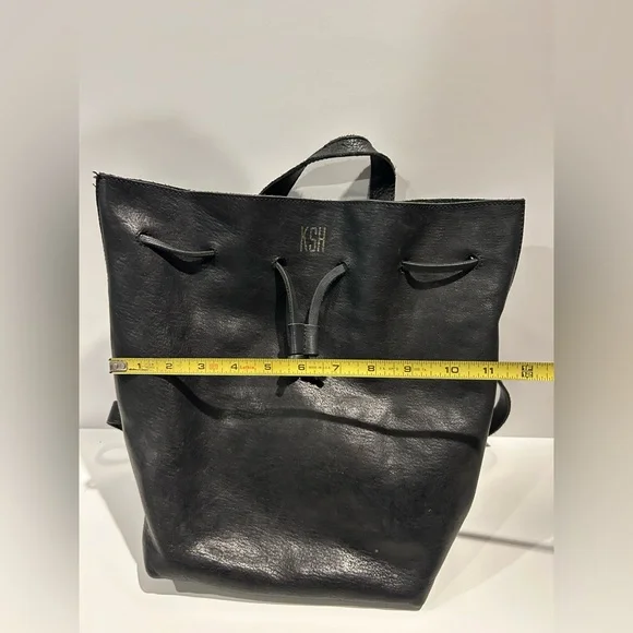 Madewell black leather backpack - Picture 9 of 14